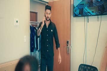 movie_title