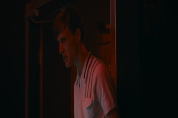 movie_title