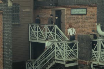movie_title